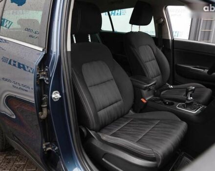Киа Sportage, объемом двигателя 1.6 л и пробегом 141 тыс. км за 17500 $, фото 25 на Automoto.ua