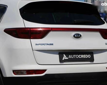 Киа Sportage, объемом двигателя 1.7 л и пробегом 162 тыс. км за 18500 $, фото 7 на Automoto.ua