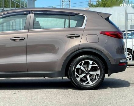 Киа Sportage, объемом двигателя 1.6 л и пробегом 173 тыс. км за 14700 $, фото 11 на Automoto.ua