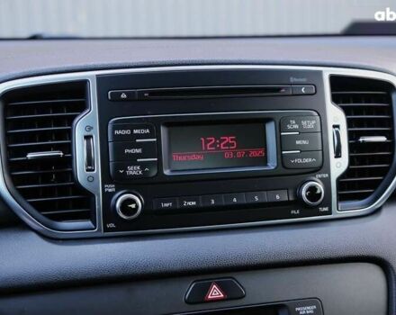 Киа Sportage, объемом двигателя 1.7 л и пробегом 162 тыс. км за 18500 $, фото 18 на Automoto.ua