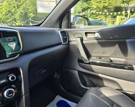 Кіа Sportage, об'ємом двигуна 2 л та пробігом 93 тис. км за 25000 $, фото 14 на Automoto.ua