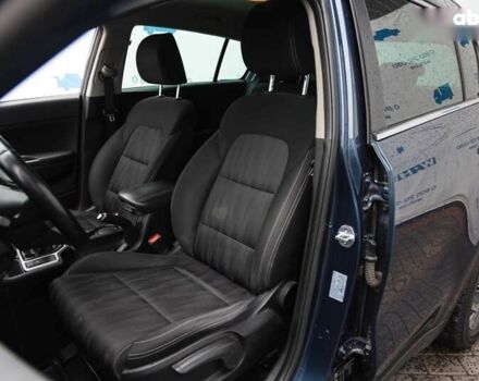 Киа Sportage, объемом двигателя 1.6 л и пробегом 141 тыс. км за 17500 $, фото 12 на Automoto.ua
