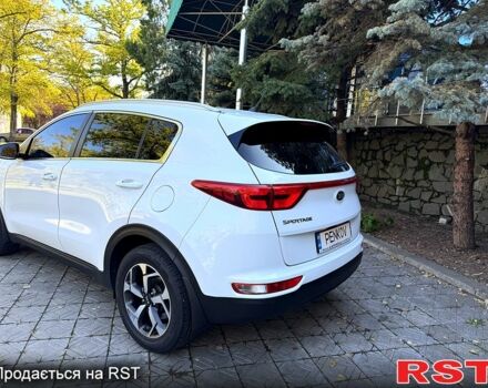 Кіа Sportage 2018 у Миколаєві на Automoto.ua Кіа Sportage, об'ємом двигуна 1.6 л та пробігом 83 тис. км за 16500 $, фото 11 на Automoto.ua