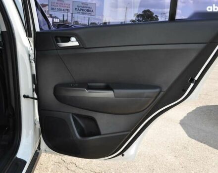 Киа Sportage, объемом двигателя 2 л и пробегом 165 тыс. км за 21000 $, фото 26 на Automoto.ua