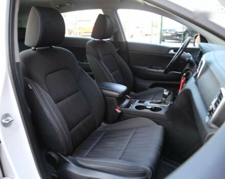 Киа Sportage, объемом двигателя 1.7 л и пробегом 162 тыс. км за 18500 $, фото 11 на Automoto.ua