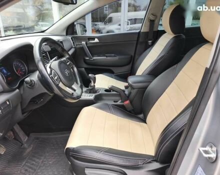 Киа Sportage, объемом двигателя 1.6 л и пробегом 166 тыс. км за 16300 $, фото 9 на Automoto.ua