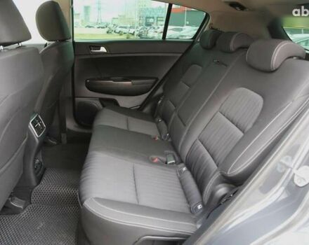 Киа Sportage, объемом двигателя 1.6 л и пробегом 109 тыс. км за 17800 $, фото 7 на Automoto.ua