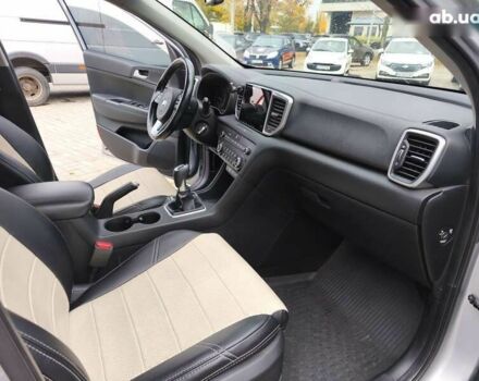 Киа Sportage, объемом двигателя 1.6 л и пробегом 166 тыс. км за 16300 $, фото 13 на Automoto.ua