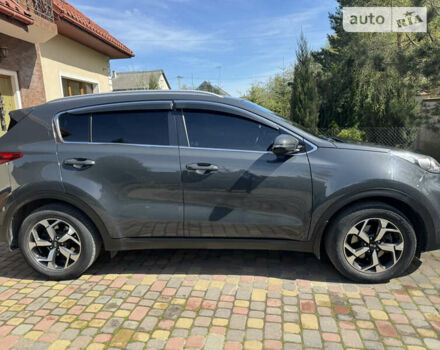 Киа Sportage, объемом двигателя 1.59 л и пробегом 80 тыс. км за 17600 $, фото 3 на Automoto.ua