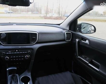 Киа Sportage, объемом двигателя 1.6 л и пробегом 109 тыс. км за 17800 $, фото 12 на Automoto.ua
