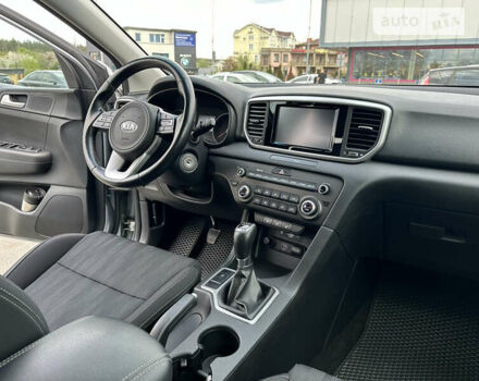 Кіа Sportage, об'ємом двигуна 1.6 л та пробігом 58 тис. км за 16400 $, фото 26 на Automoto.ua