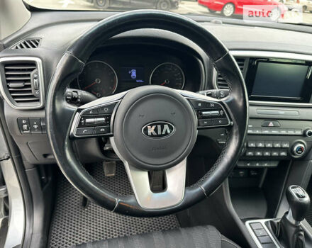 Кіа Sportage, об'ємом двигуна 1.6 л та пробігом 58 тис. км за 16400 $, фото 35 на Automoto.ua