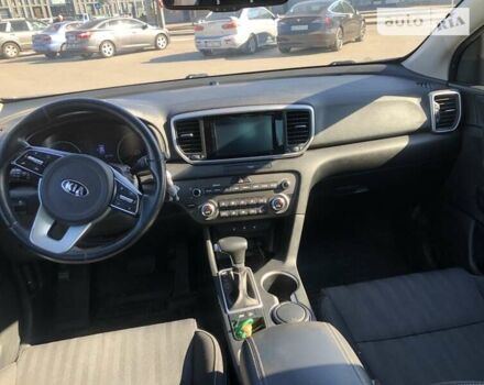 Кіа Sportage, об'ємом двигуна 1.6 л та пробігом 180 тис. км за 18200 $, фото 7 на Automoto.ua