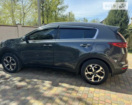 Киа Sportage, объемом двигателя 1.59 л и пробегом 80 тыс. км за 17600 $, фото 4 на Automoto.ua