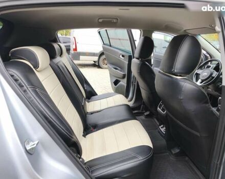 Киа Sportage, объемом двигателя 1.6 л и пробегом 166 тыс. км за 16300 $, фото 12 на Automoto.ua