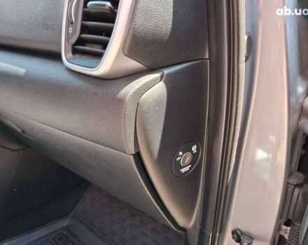 Кіа Sportage, об'ємом двигуна 1.6 л та пробігом 108 тис. км за 19200 $, фото 29 на Automoto.ua