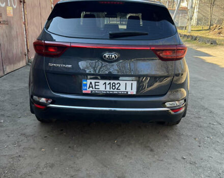 Кіа Sportage, об'ємом двигуна 1.59 л та пробігом 105 тис. км за 17800 $, фото 3 на Automoto.ua