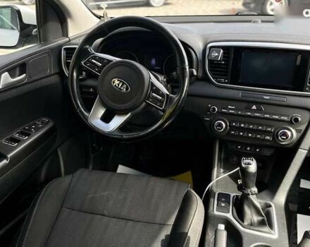 Киа Sportage, объемом двигателя 1.6 л и пробегом 127 тыс. км за 20500 $, фото 17 на Automoto.ua
