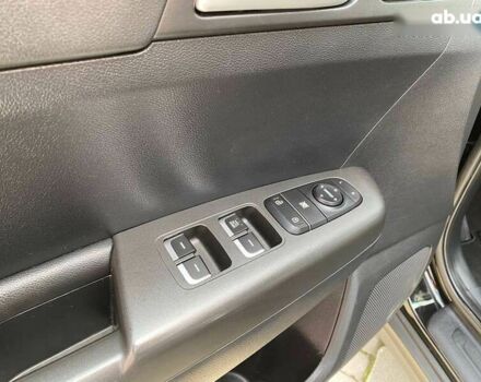 Киа Sportage, объемом двигателя 2.4 л и пробегом 98 тыс. км за 16500 $, фото 10 на Automoto.ua