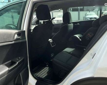 Киа Sportage, объемом двигателя 1.6 л и пробегом 127 тыс. км за 20500 $, фото 25 на Automoto.ua