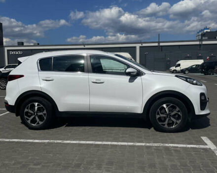 Киа Sportage, объемом двигателя 1.59 л и пробегом 27 тыс. км за 20700 $, фото 3 на Automoto.ua