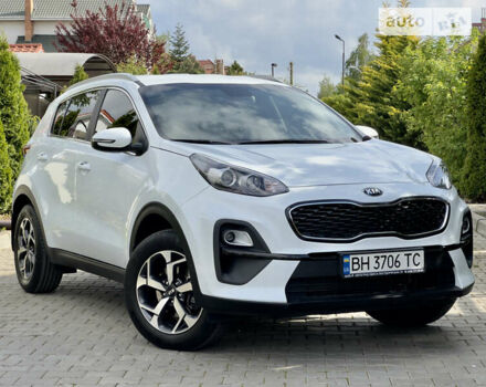 Кіа Sportage, об'ємом двигуна 1.59 л та пробігом 9 тис. км за 19200 $, фото 6 на Automoto.ua