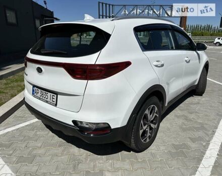 Киа Sportage, объемом двигателя 1.59 л и пробегом 12 тыс. км за 20000 $, фото 11 на Automoto.ua