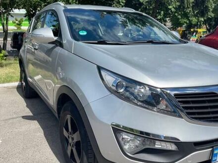 Киа Sportage, объемом двигателя 1.7 л и пробегом 213 тыс. км за 11300 $, фото 1 на Automoto.ua