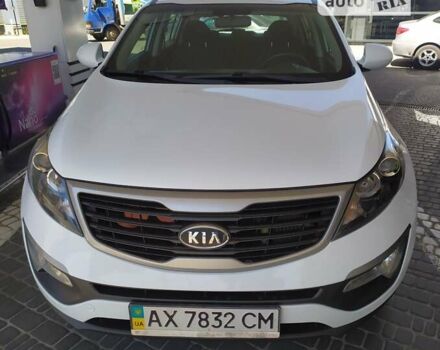 Киа Sportage, объемом двигателя 1.7 л и пробегом 141 тыс. км за 12700 $, фото 1 на Automoto.ua