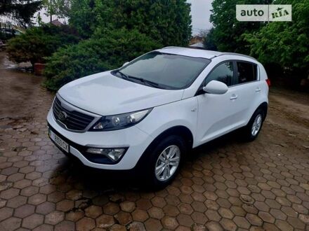 Киа Sportage, объемом двигателя 1.7 л и пробегом 117 тыс. км за 13450 $, фото 1 на Automoto.ua