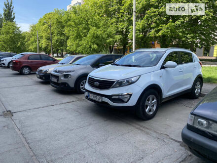 Киа Sportage, объемом двигателя 1.7 л и пробегом 155 тыс. км за 13300 $, фото 1 на Automoto.ua