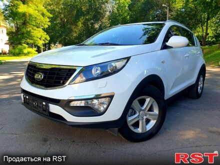 Киа Sportage, объемом двигателя 1.7 л и пробегом 64 тыс. км за 16300 $, фото 1 на Automoto.ua