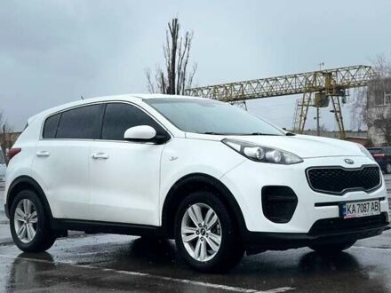 Киа Sportage, объемом двигателя 1.69 л и пробегом 97 тыс. км за 15400 $, фото 1 на Automoto.ua