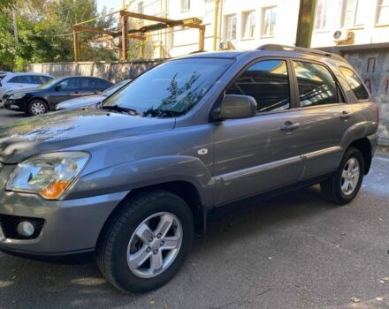 Сірий Кіа Sportage, об'ємом двигуна 2 л та пробігом 206 тис. км за 9999 $, фото 1 на Automoto.ua