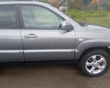 Сірий Кіа Sportage, об'ємом двигуна 2 л та пробігом 232 тис. км за 10500 $, фото 6 на Automoto.ua