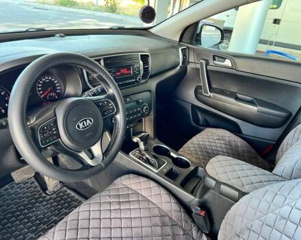 Серый Киа Sportage, объемом двигателя 2 л и пробегом 150 тыс. км за 17500 $, фото 7 на Automoto.ua