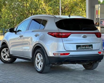 Серый Киа Sportage, объемом двигателя 2 л и пробегом 150 тыс. км за 17500 $, фото 4 на Automoto.ua