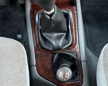 Серый Киа Sportage, объемом двигателя 0 л и пробегом 300 тыс. км за 3067 $, фото 6 на Automoto.ua