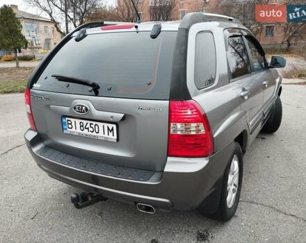 Сірий Кіа Sportage, об'ємом двигуна 1.98 л та пробігом 250 тис. км за 7900 $, фото 6 на Automoto.ua