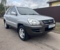Серый Киа Sportage, объемом двигателя 2 л и пробегом 272 тыс. км за 6100 $, фото 1 на Automoto.ua