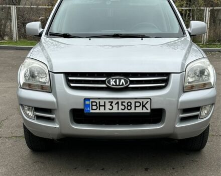 Серый Киа Sportage, объемом двигателя 2 л и пробегом 250 тыс. км за 7900 $, фото 1 на Automoto.ua