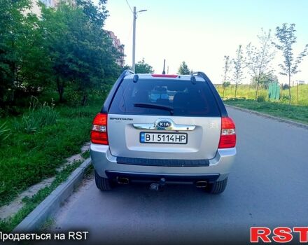 Серый Киа Sportage, объемом двигателя 2 л и пробегом 181 тыс. км за 7500 $, фото 4 на Automoto.ua