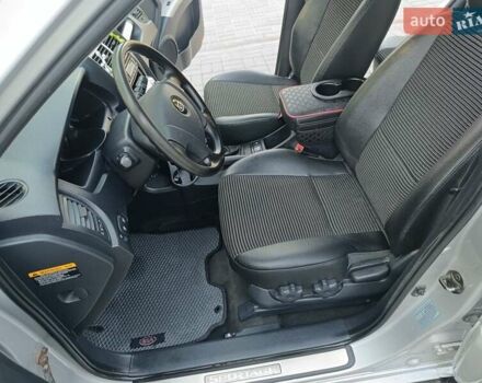 Серый Киа Sportage, объемом двигателя 1.99 л и пробегом 241 тыс. км за 6800 $, фото 19 на Automoto.ua
