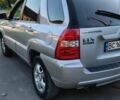 Сірий Кіа Sportage, об'ємом двигуна 2 л та пробігом 281 тис. км за 6700 $, фото 3 на Automoto.ua