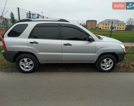 Серый Киа Sportage, объемом двигателя 2 л и пробегом 198 тыс. км за 6800 $, фото 2 на Automoto.ua