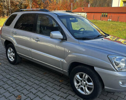 Серый Киа Sportage, объемом двигателя 2 л и пробегом 283 тыс. км за 6300 $, фото 2 на Automoto.ua