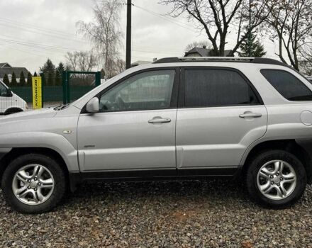 Серый Киа Sportage, объемом двигателя 2 л и пробегом 265 тыс. км за 7600 $, фото 3 на Automoto.ua