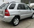 Серый Киа Sportage, объемом двигателя 2 л и пробегом 250 тыс. км за 7900 $, фото 6 на Automoto.ua