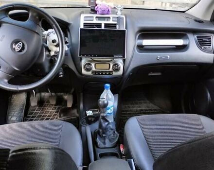 Серый Киа Sportage, объемом двигателя 2 л и пробегом 226 тыс. км за 4500 $, фото 12 на Automoto.ua