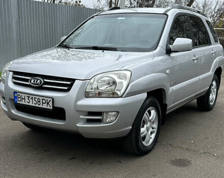 Серый Киа Sportage, объемом двигателя 2 л и пробегом 250 тыс. км за 7900 $, фото 4 на Automoto.ua